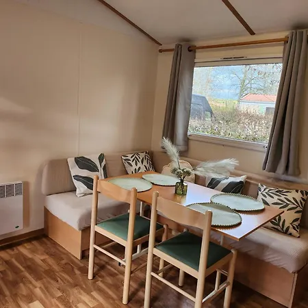 Mobilhome Les Pieds Dans L Eau Avec Piscine Campsite *